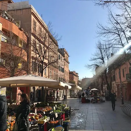 Pigneto Area Apartman